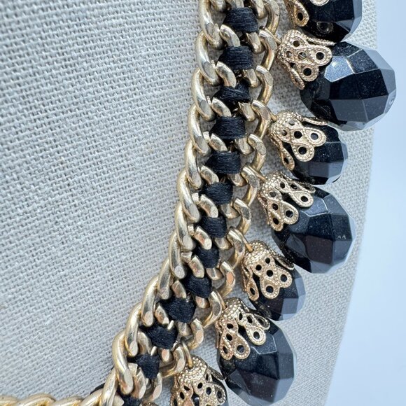 Statement Necklace Metal Gold Tone Chain Links and Black Lucite Beads - Picture 5 of 7